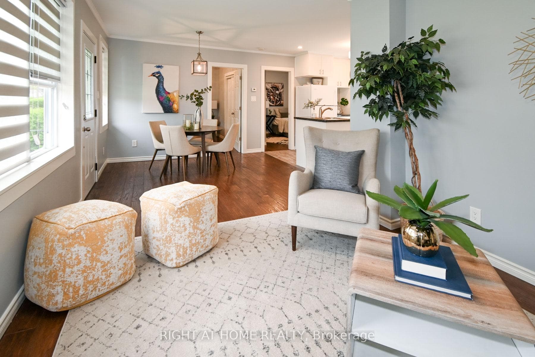 Living/Dining Combined Ideal for Family Functions