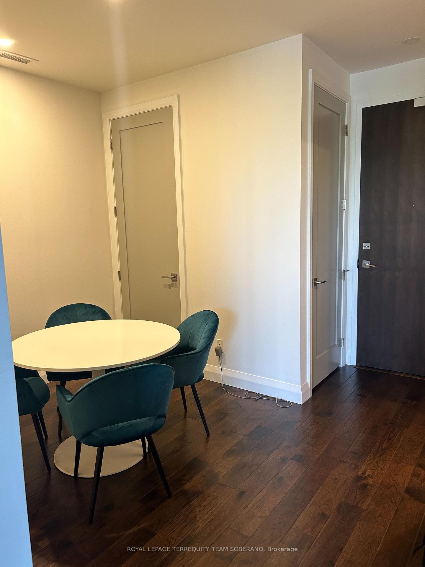 101 Locke Street Unit 315 photo 7