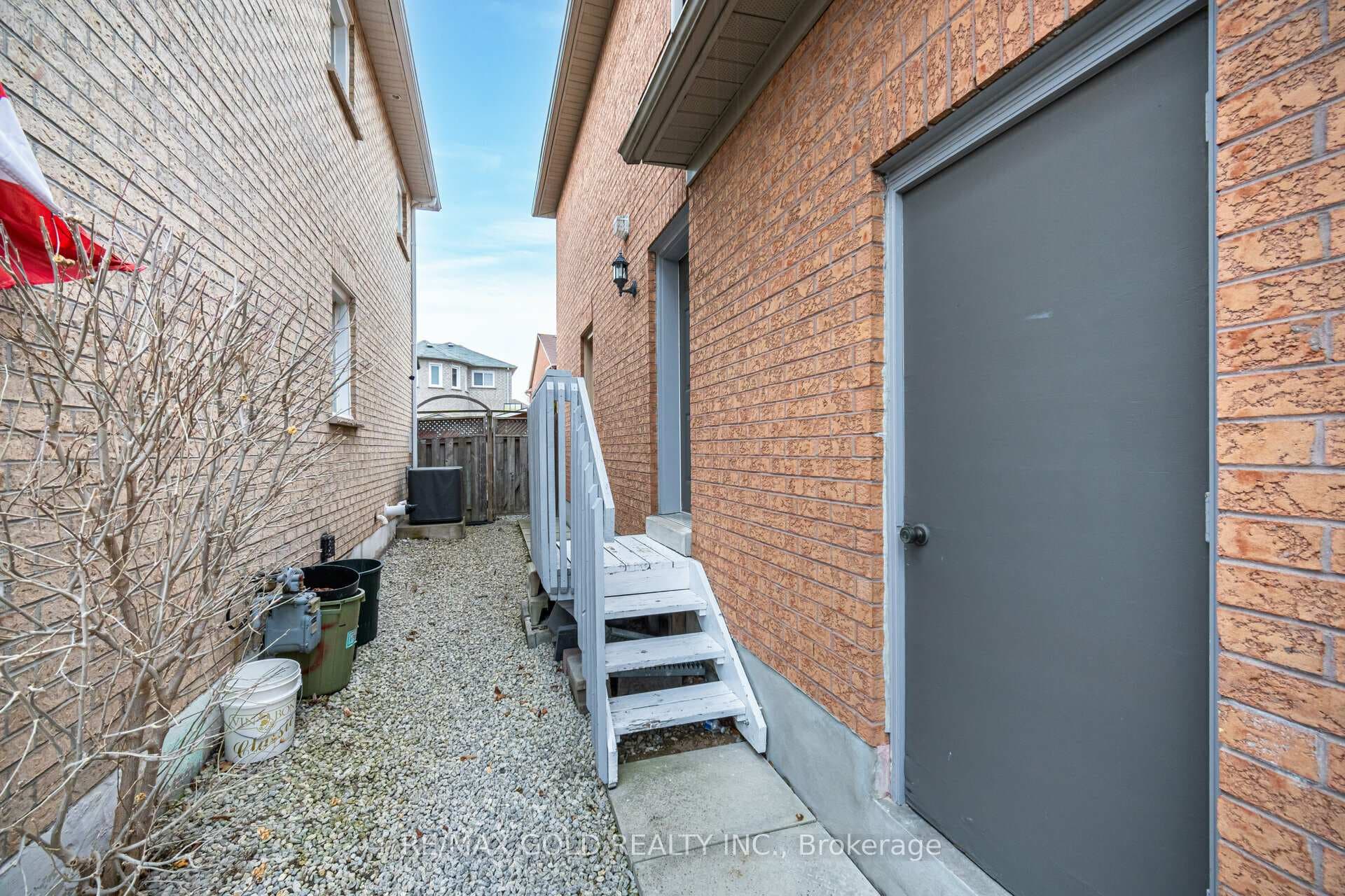 23 Rainforest Drive photo 37