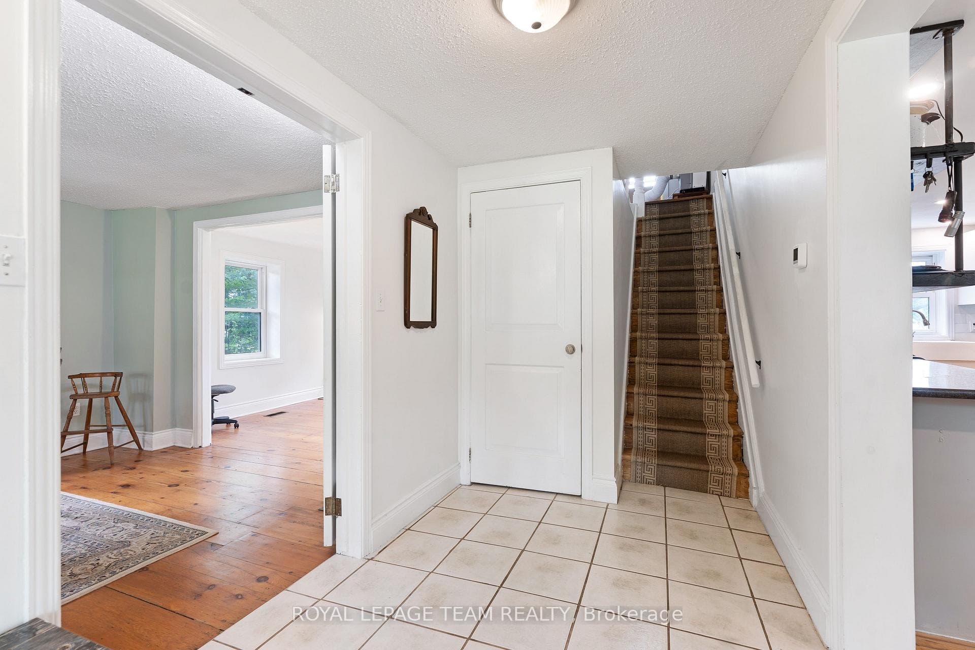 715 River Road photo 19