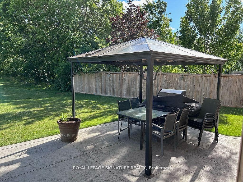 152 Central Avenue photo 19