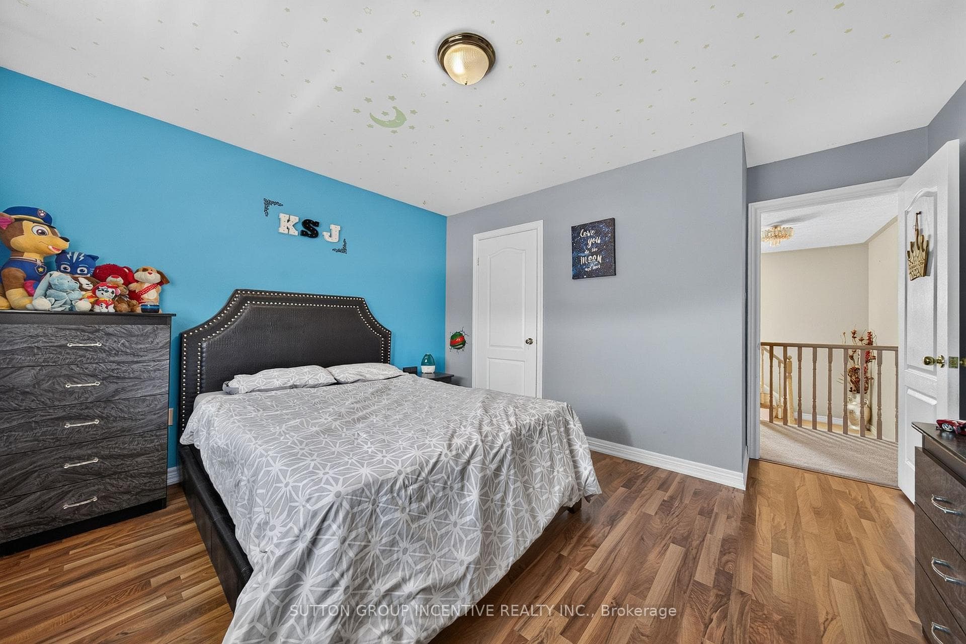 850 Leslie Drive photo 13