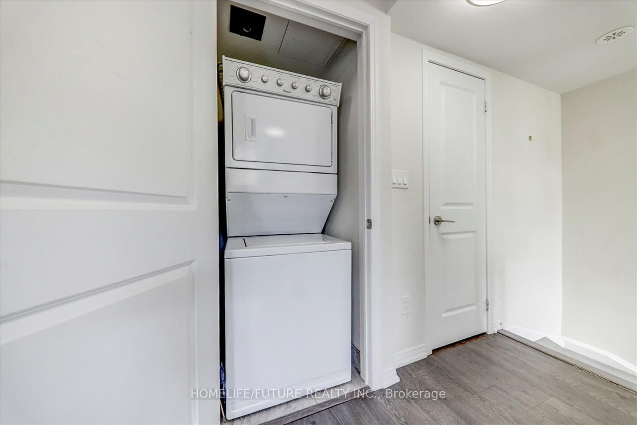 90 Orchid Place Drive Unit 302 photo 11