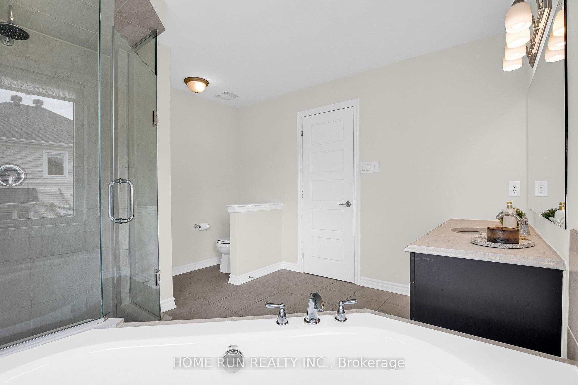 185 Flowing Creek Circle photo 27