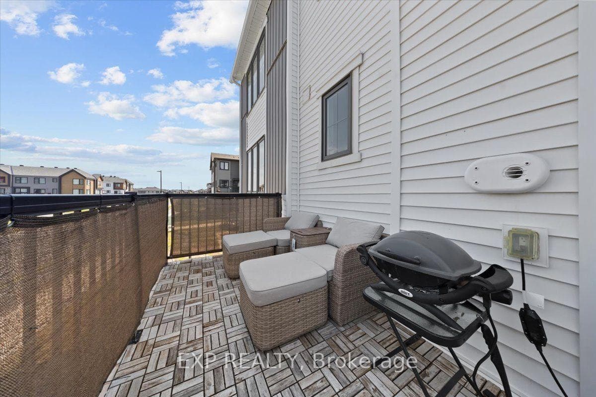 293 Anyolite Private photo 35