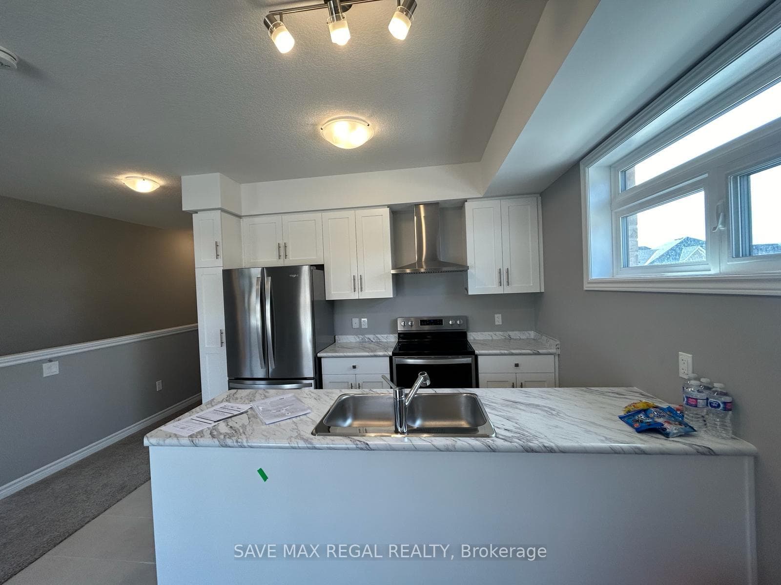 52 LOMOND Lane photo 13