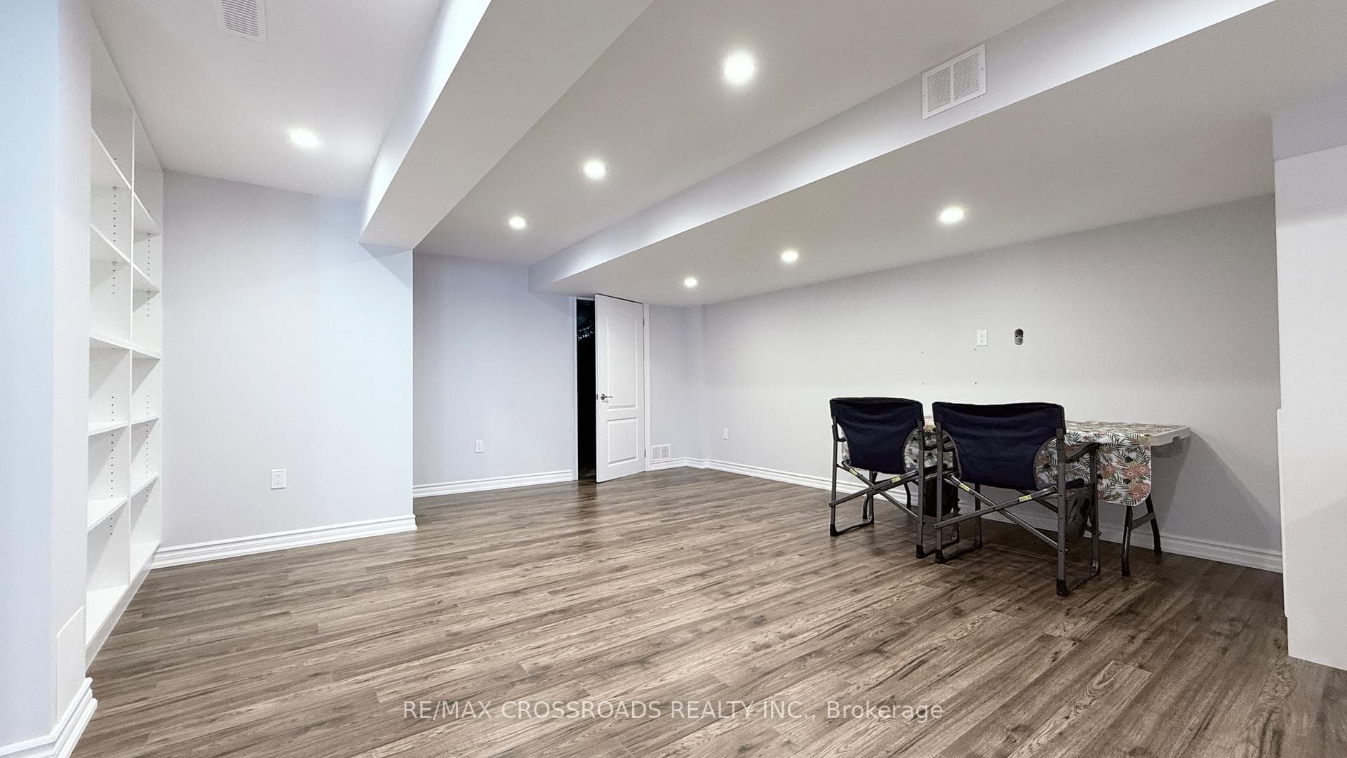 72 Skywood Drive photo 38