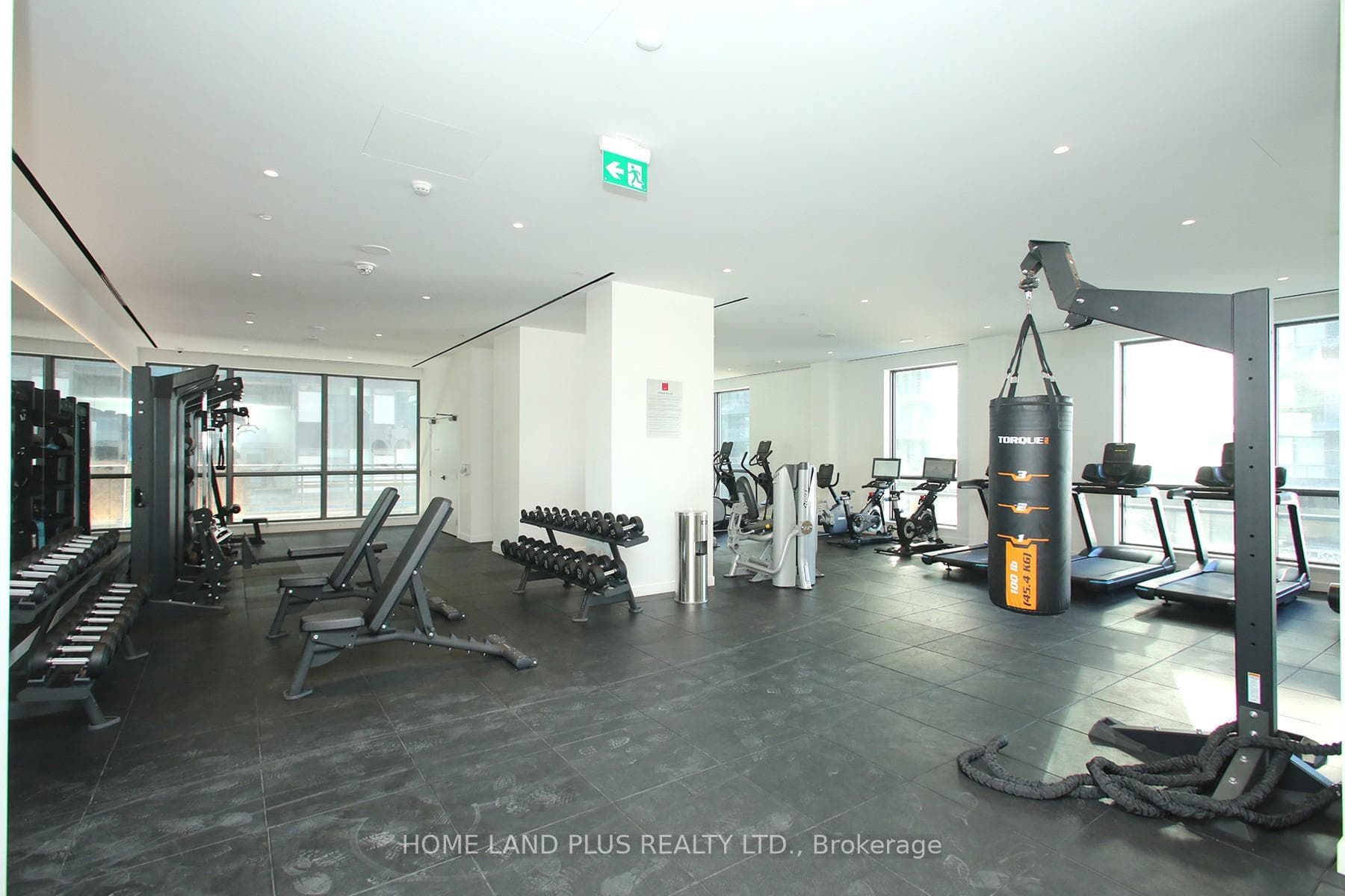 39 Roehampton Avenue Unit 2702 photo 18