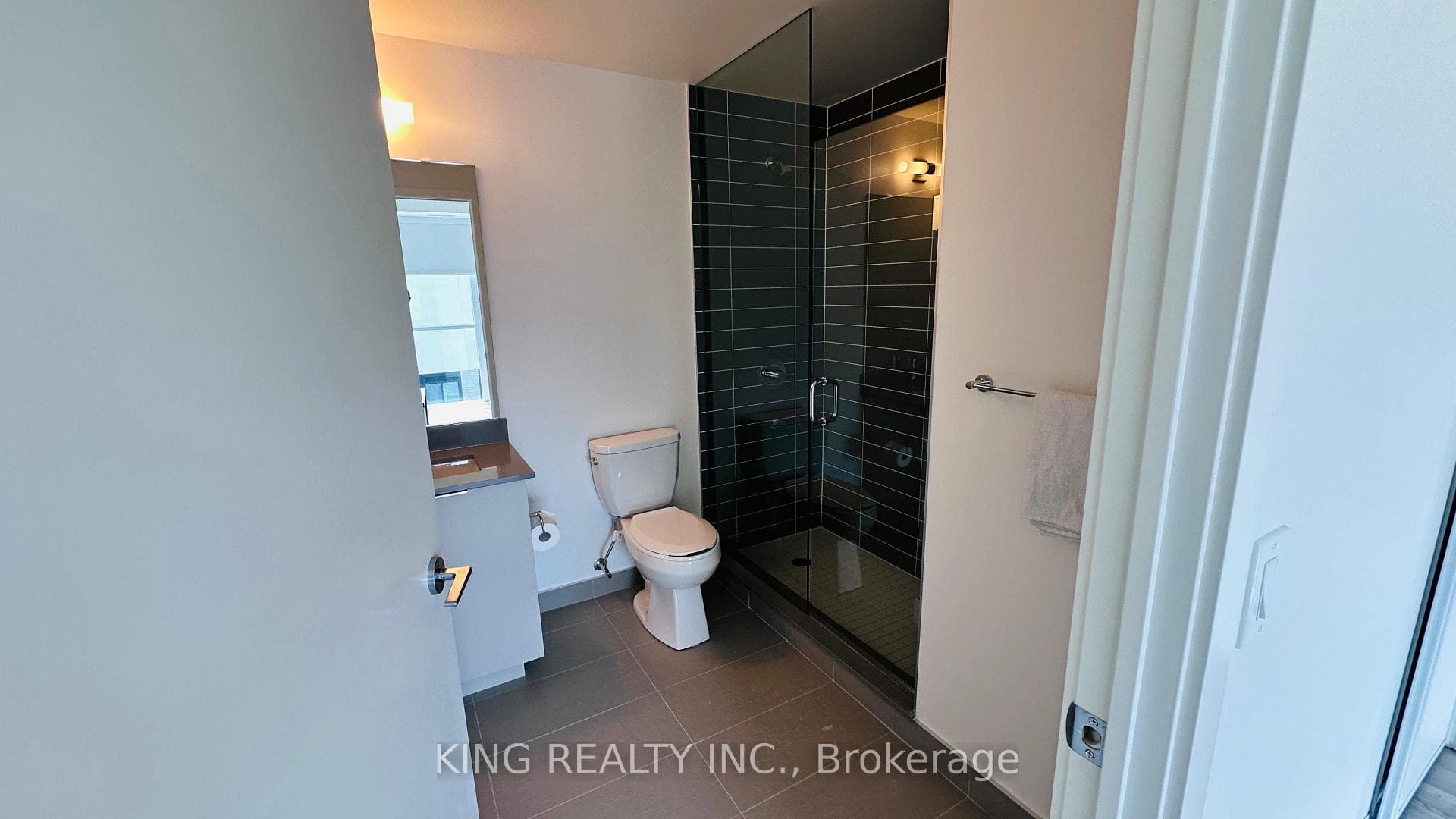 3079 Trafalgar Road Unit 1802 photo 19