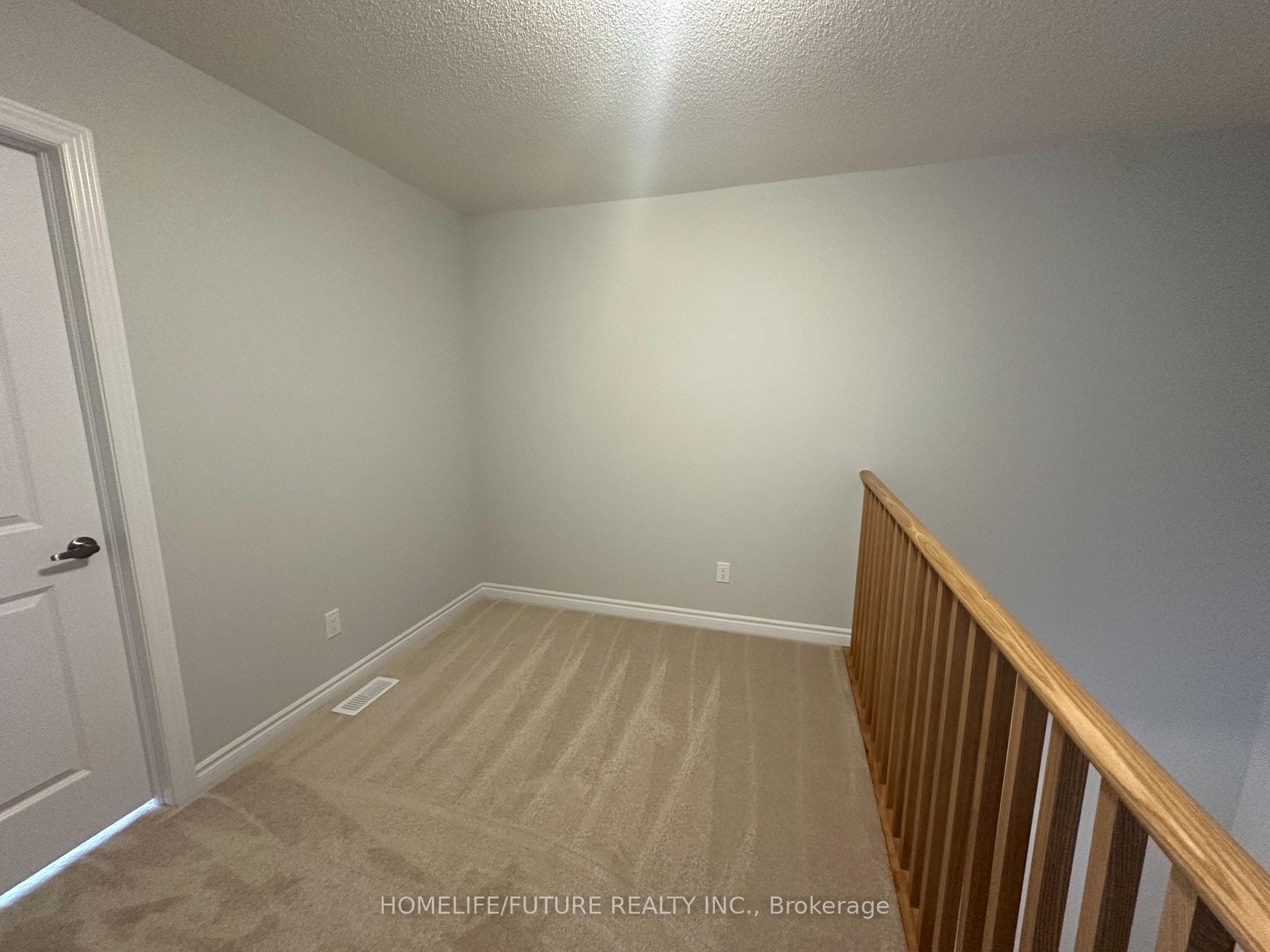 1136 Greentree Path photo 6