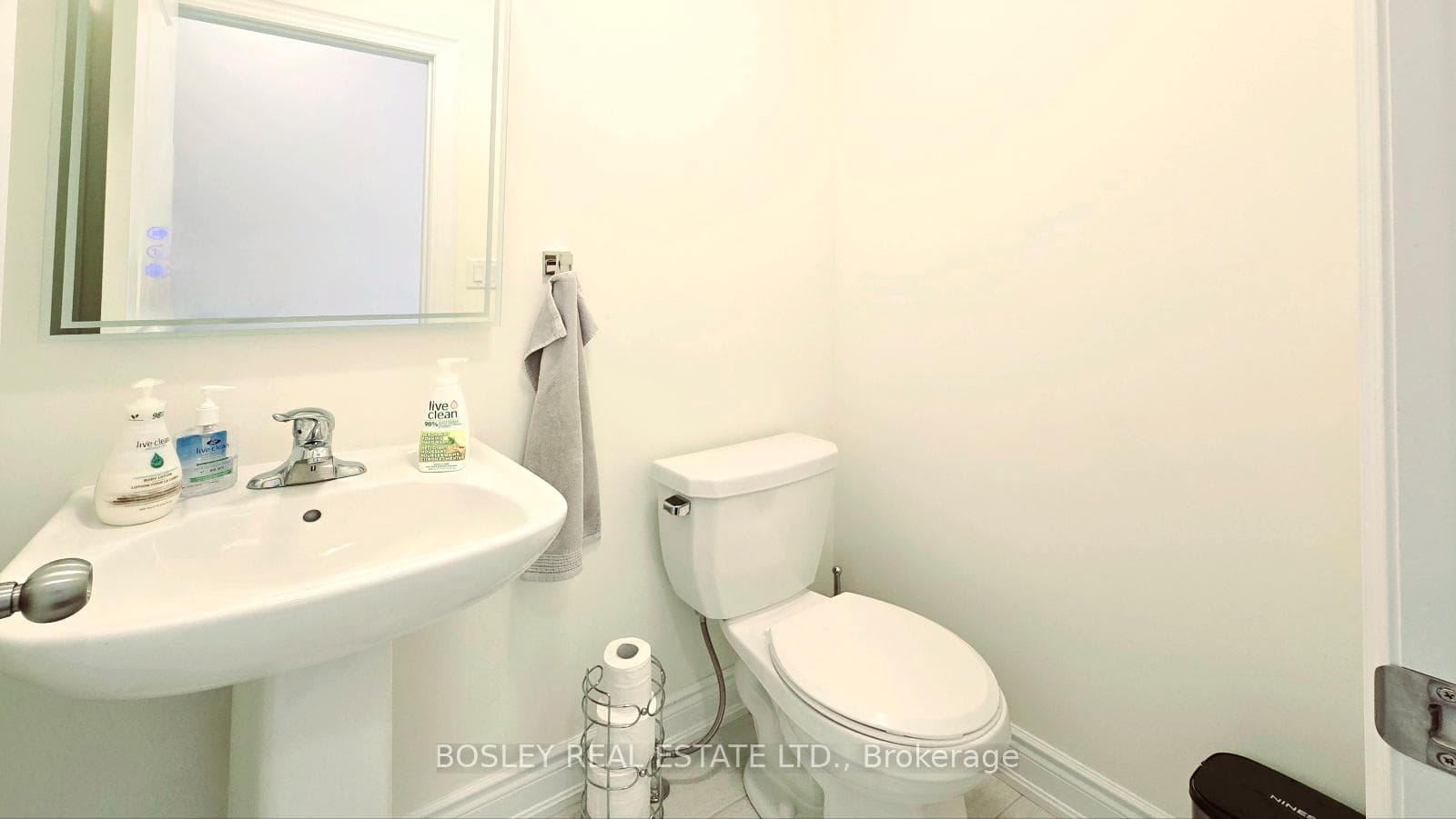 62 Ghent Drive photo 18