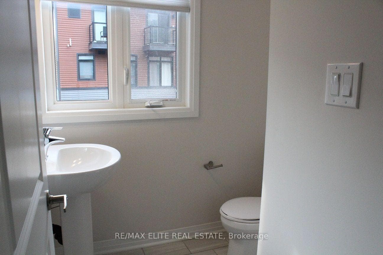 2 Willow Street Unit 60 photo 24