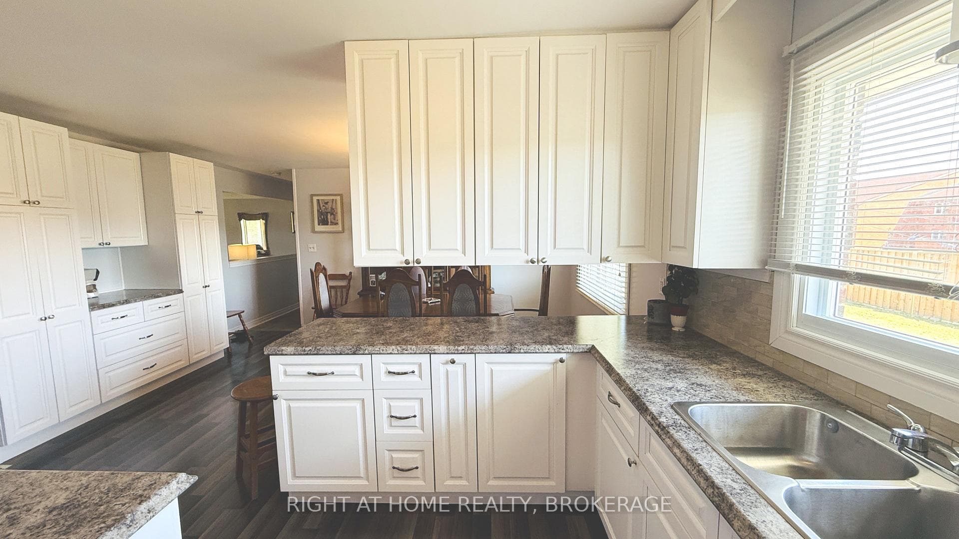Kitchen - Main Level