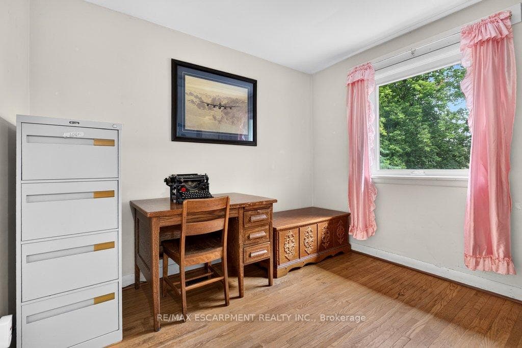795 Drury Lane photo 25