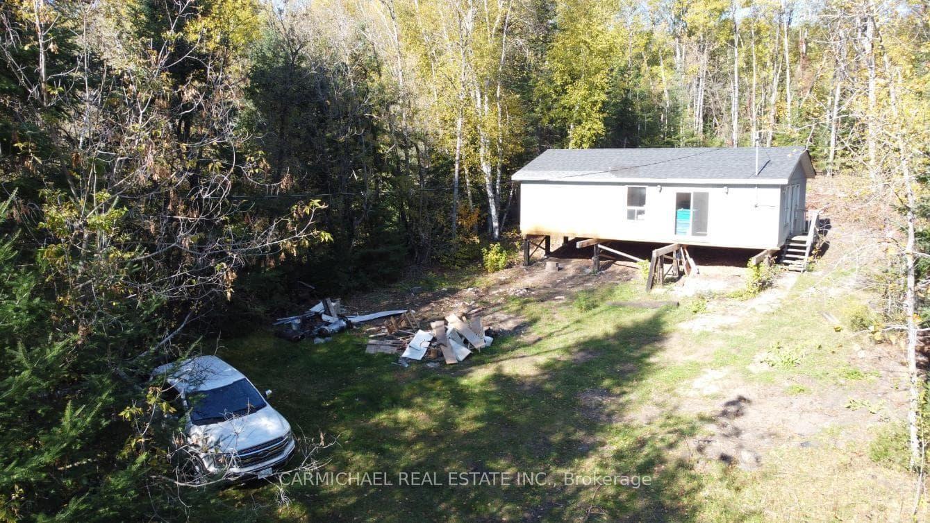 29 Hawk Lake Rd. photo 2
