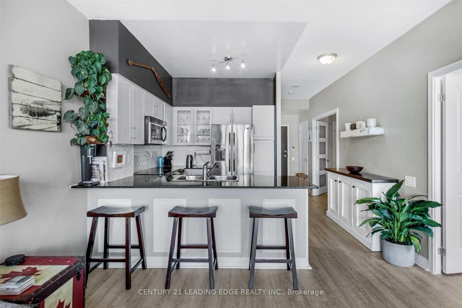 15 Windermere Avenue Unit 1407 photo 4