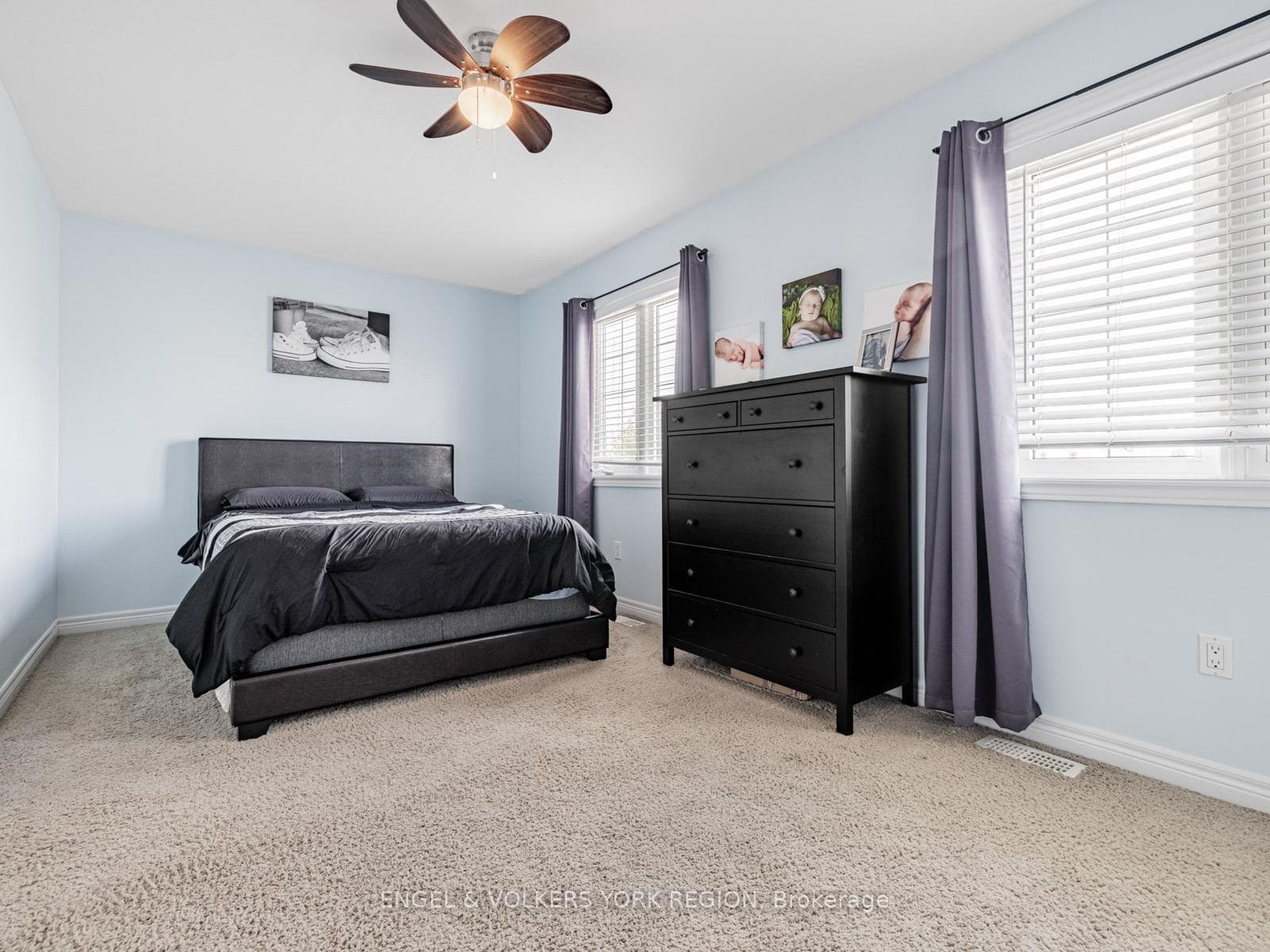 176 Banting Crescent photo 28