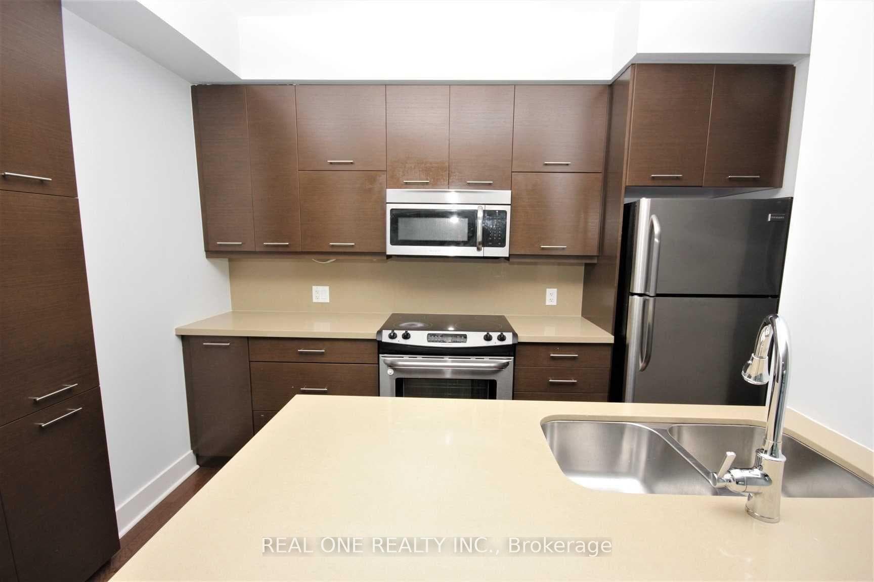 26 Norton Avenue Unit 307 photo 7