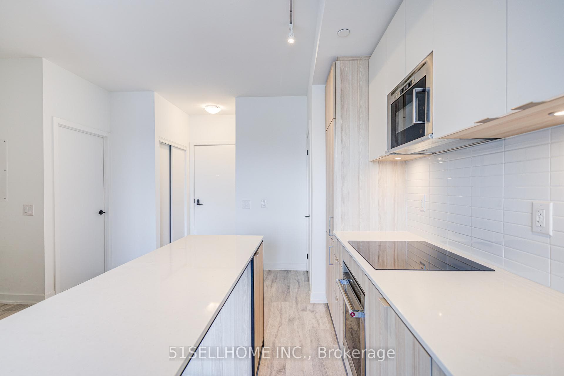 215 Lakeshore Road Unit 333 photo 25