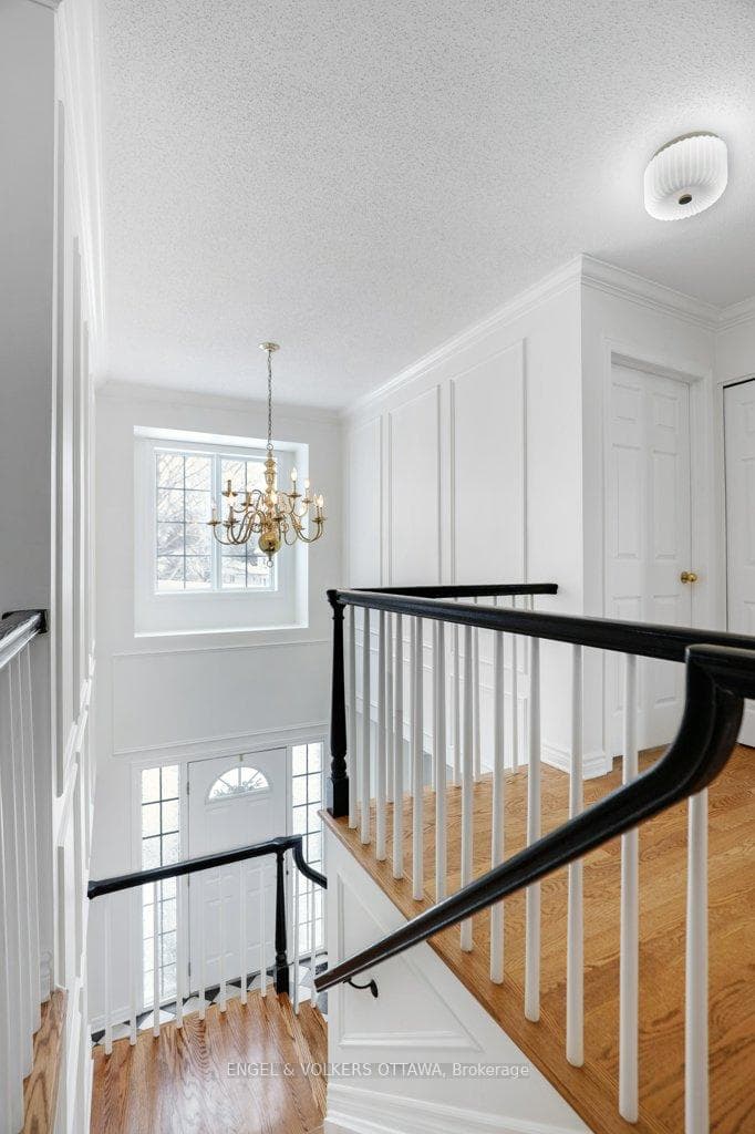 8 Mary Hill Crescent photo 26