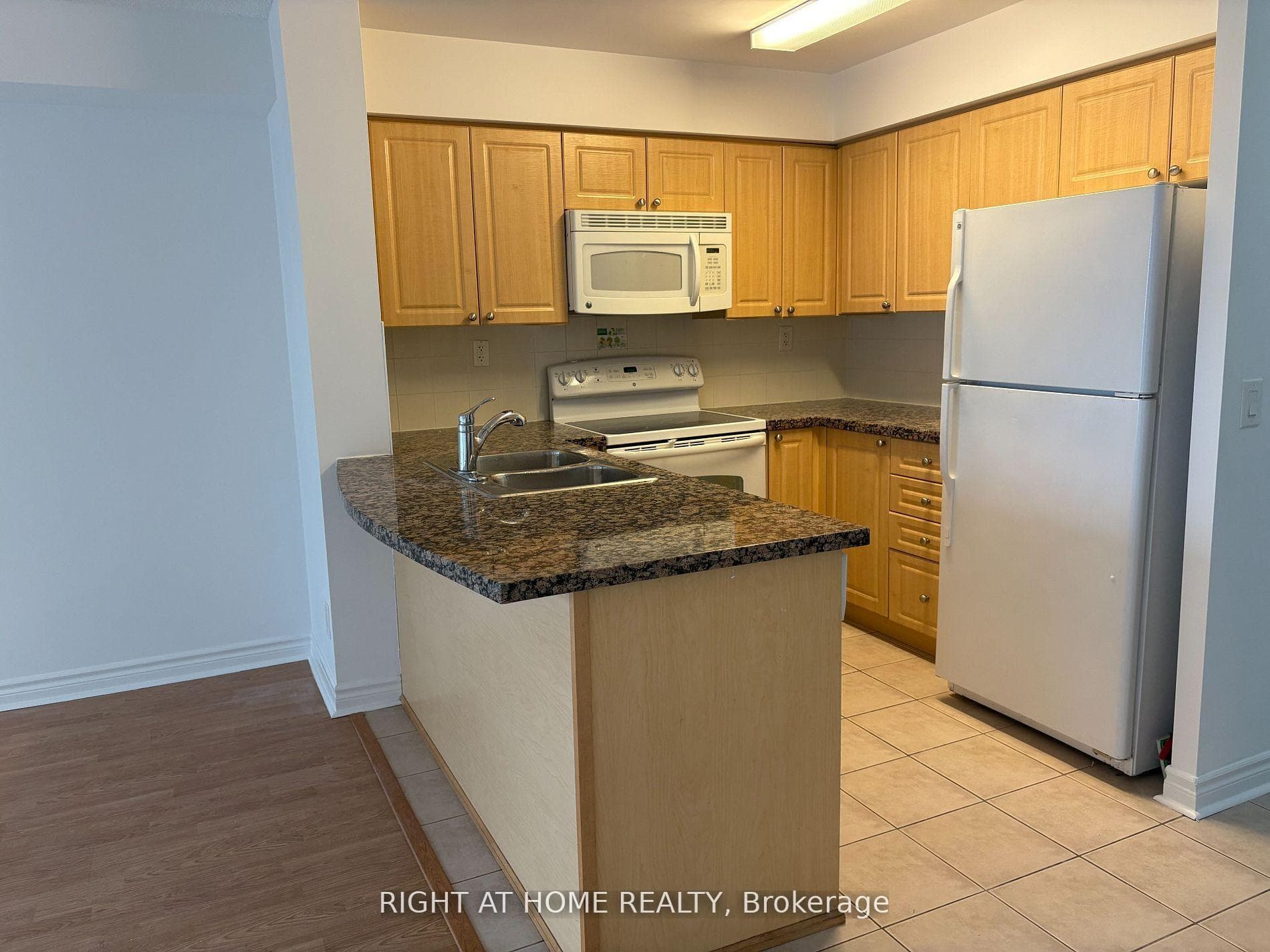 5 Michael Power Place Unit 1006 photo 4