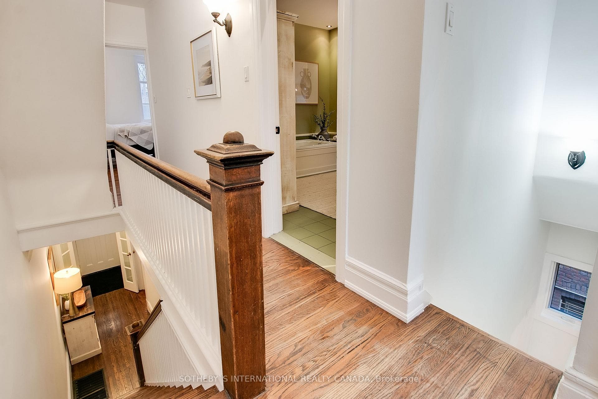 35 Aberdeen Avenue photo 23