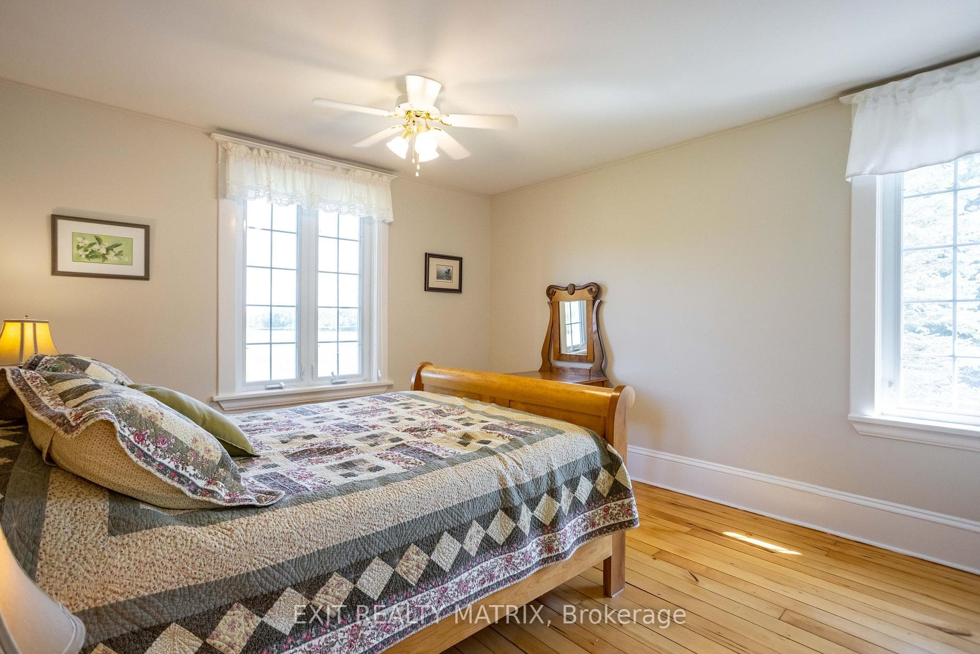 2392 8th Line Road photo 34