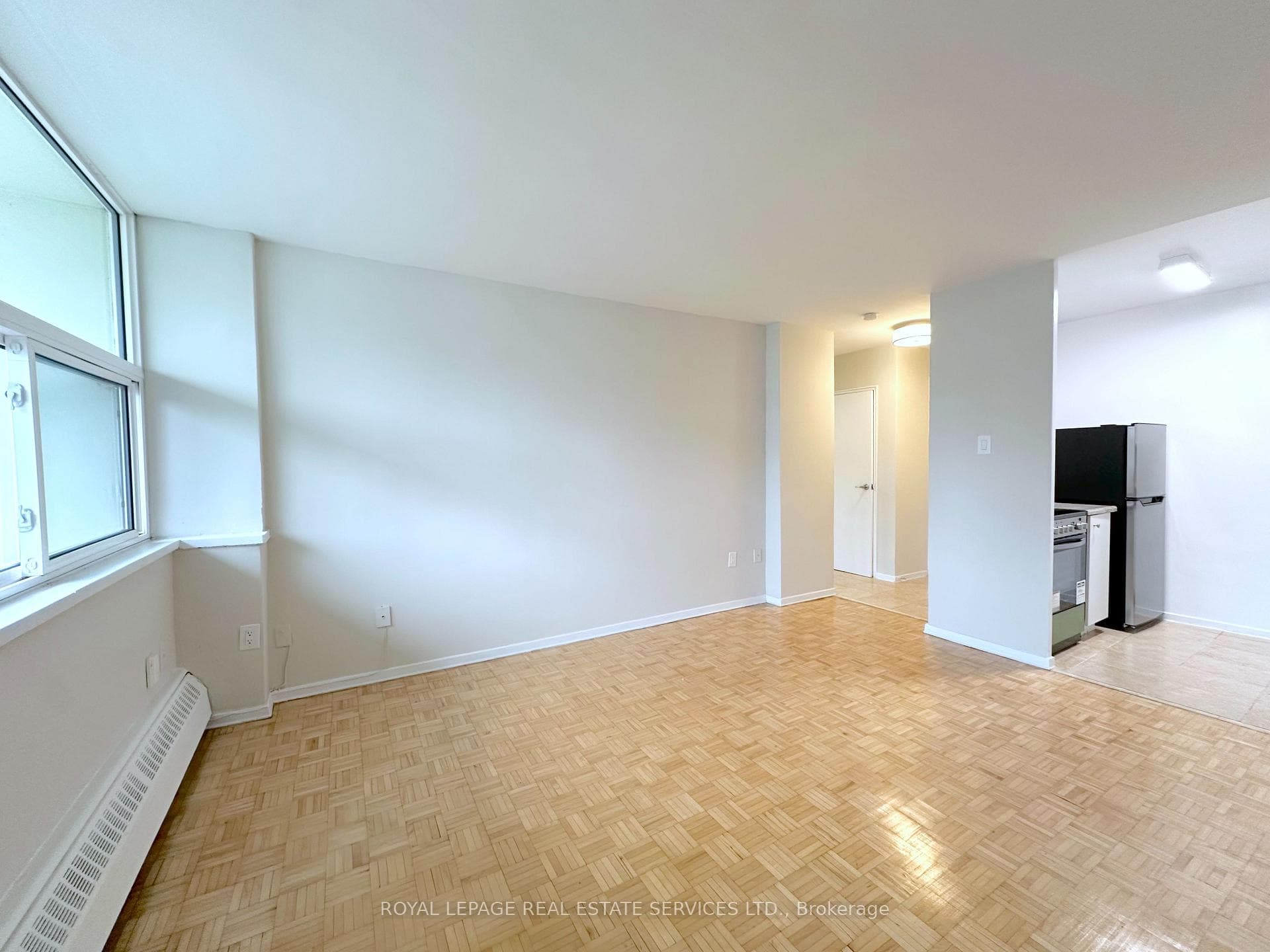 670 Parliament Street Unit 1503 photo 3