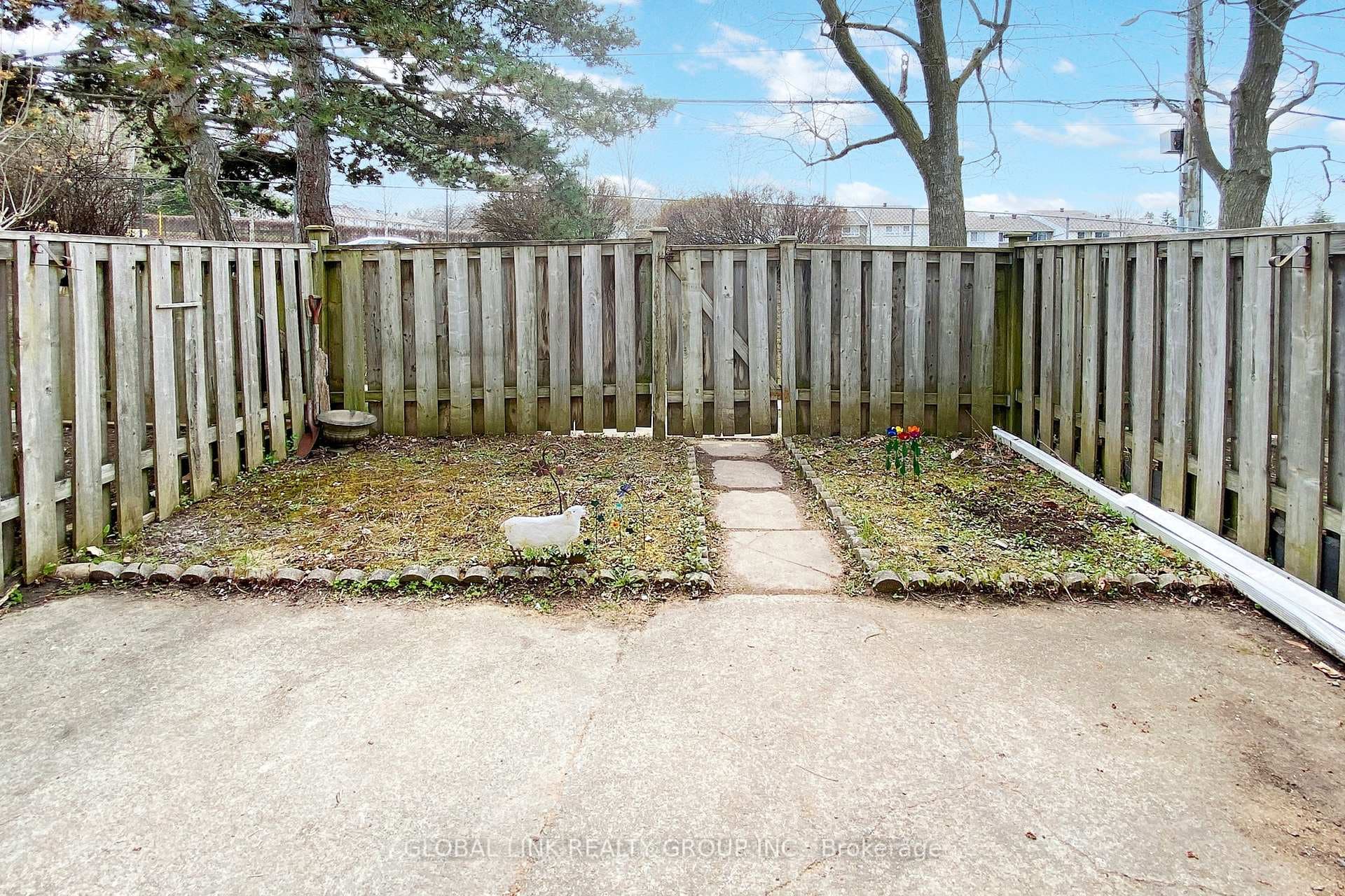 85 Rameau Drive Unit 6 photo 37
