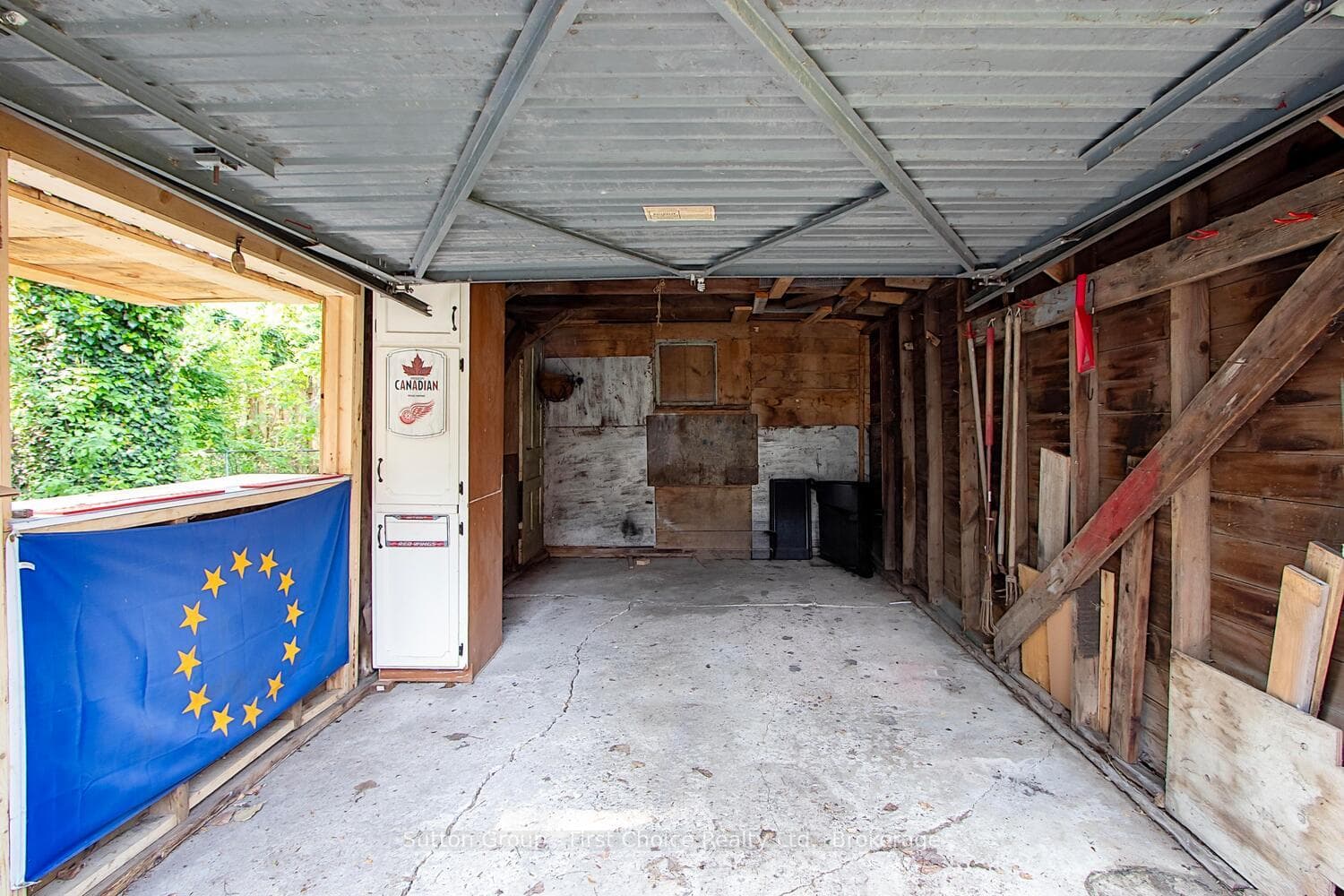 151 Caledonia Street photo 25