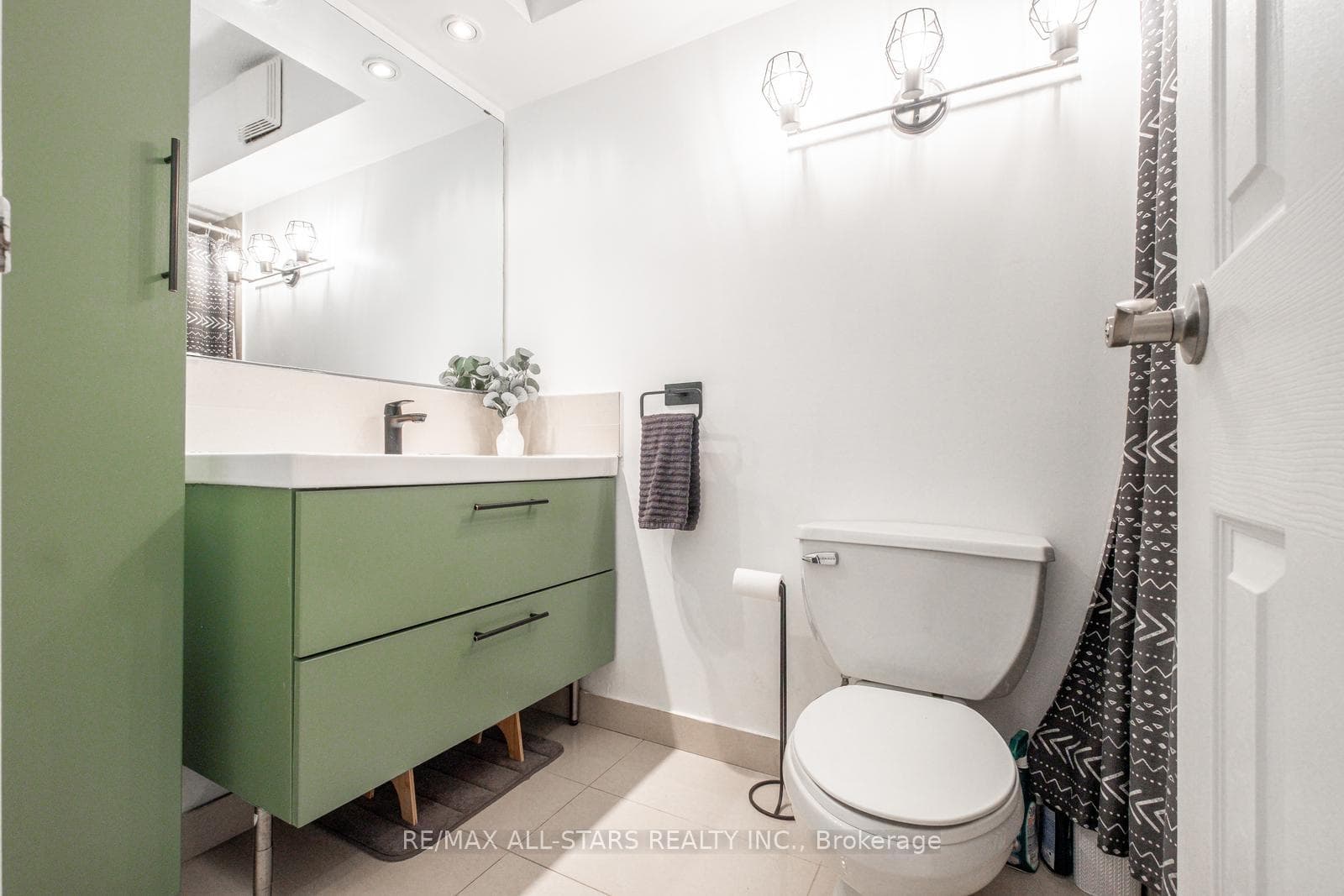 Main bath