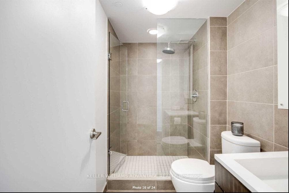 508 Wellington Street Unit 505 photo 16