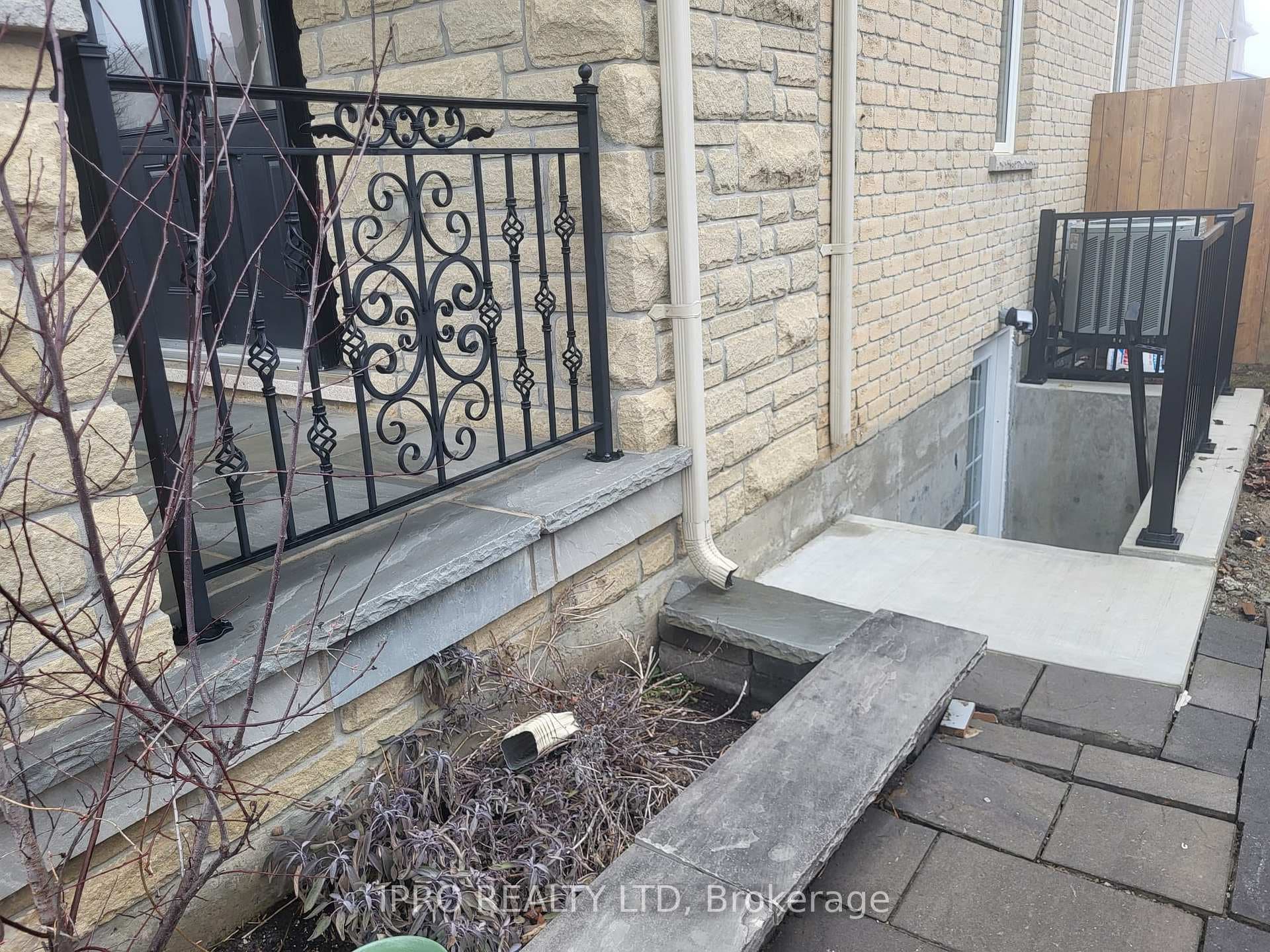 68 Wishing Well Crescent photo 12