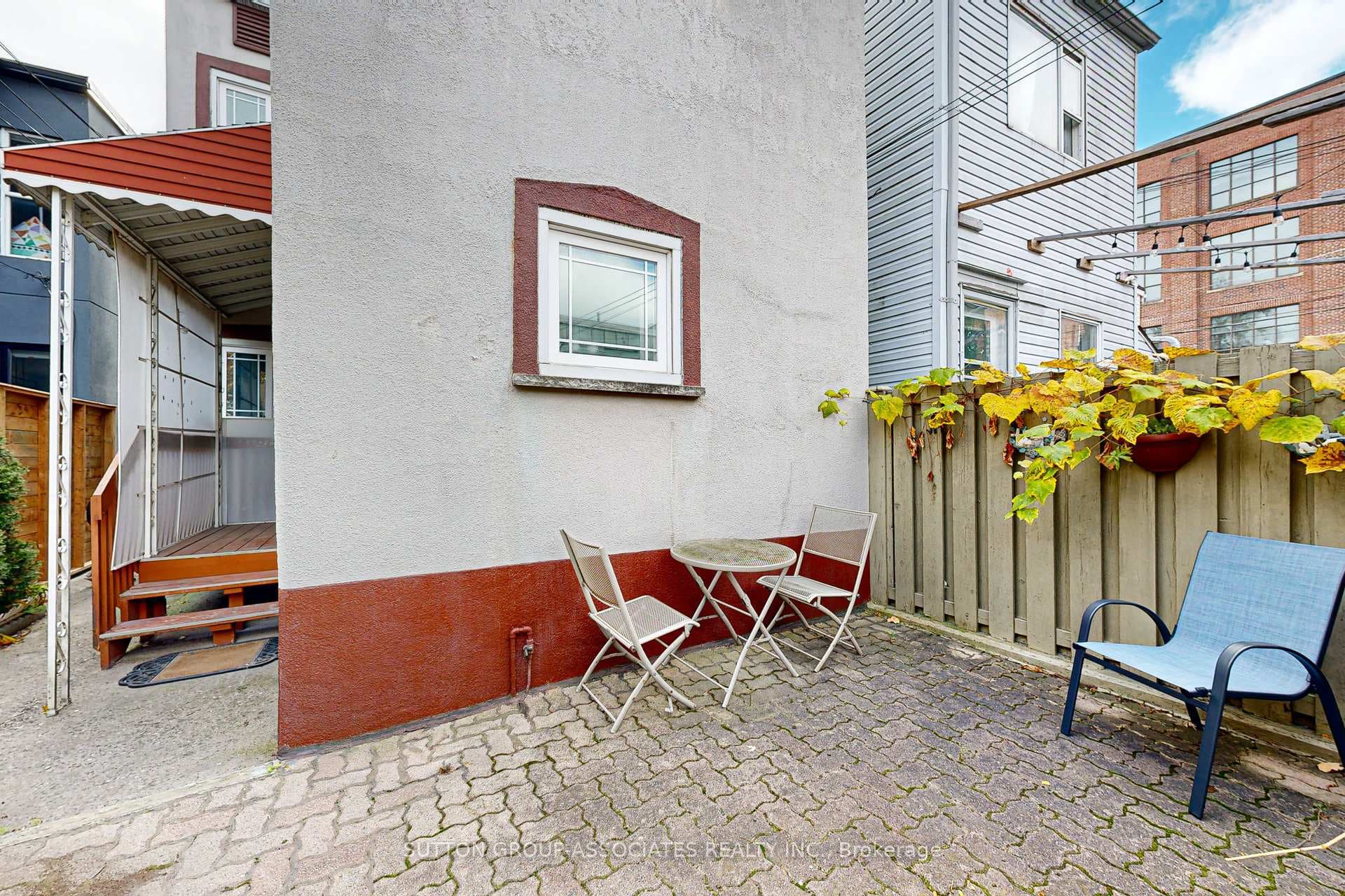 216 Wallace Avenue photo 35