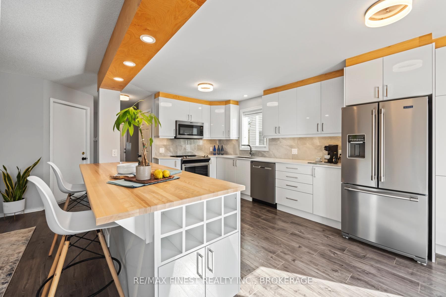 1256 Brackenwood Crescent photo 15