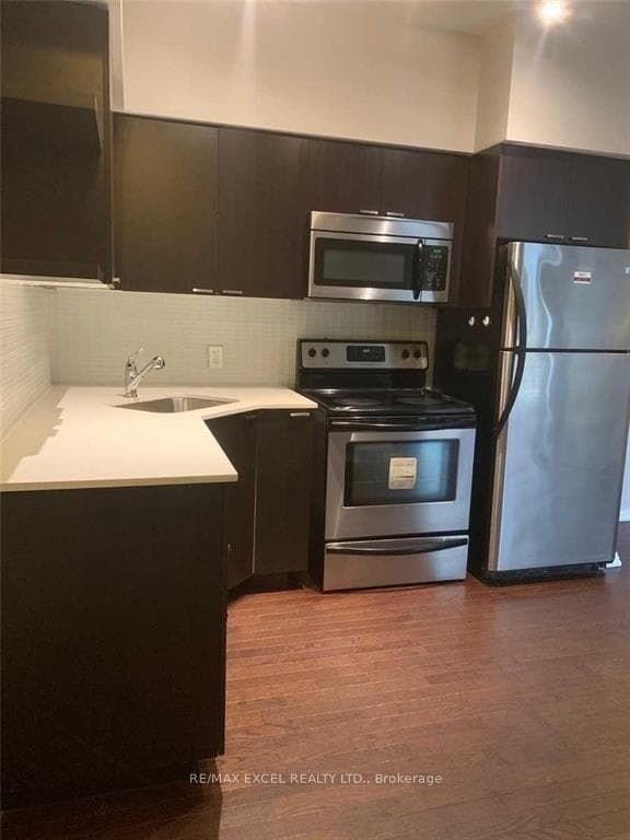 35 Hayden Street Unit 103 photo 3