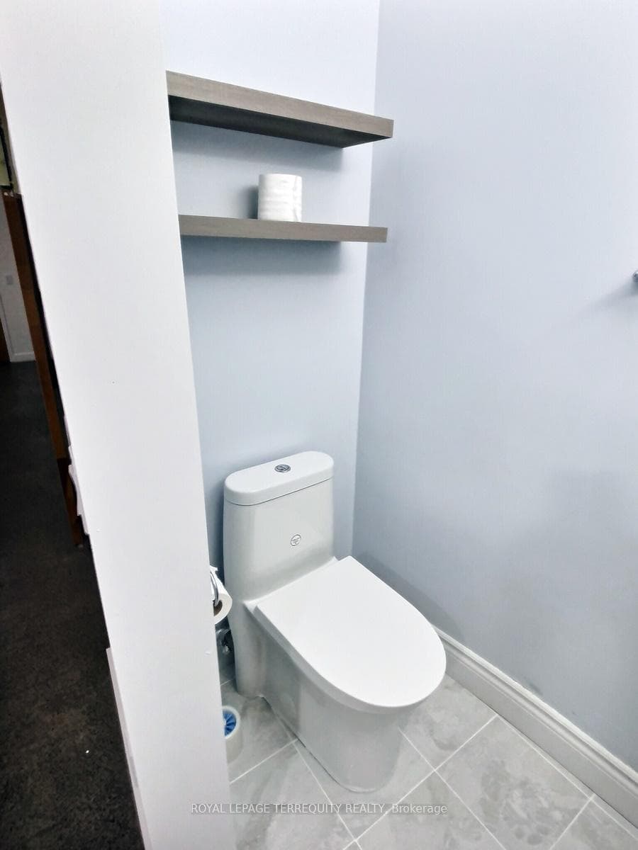 155 Dalhousie Street Unit 1038 photo 11