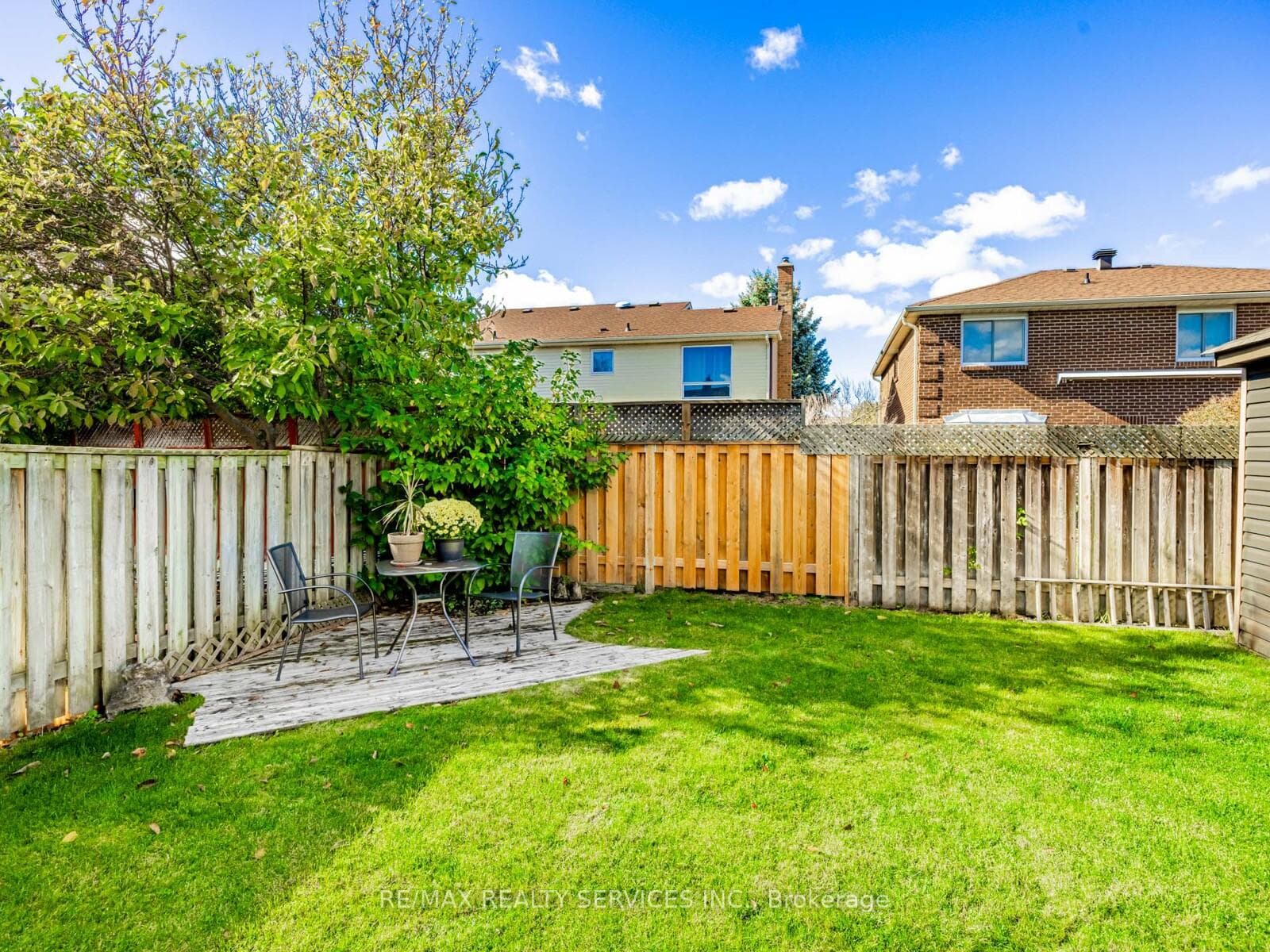 28 Lacewood Crescent photo 50