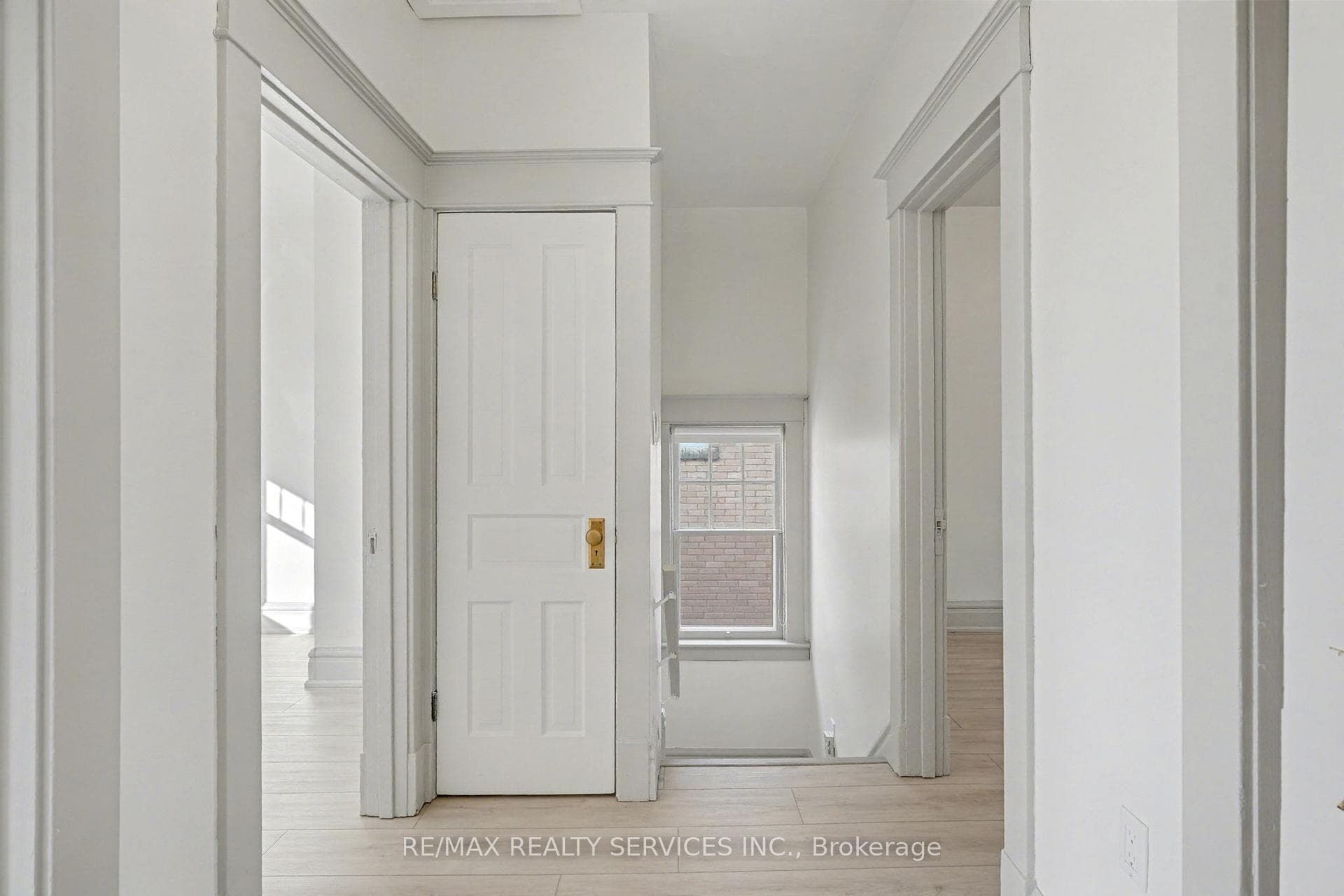 39 Fielden Avenue photo 18