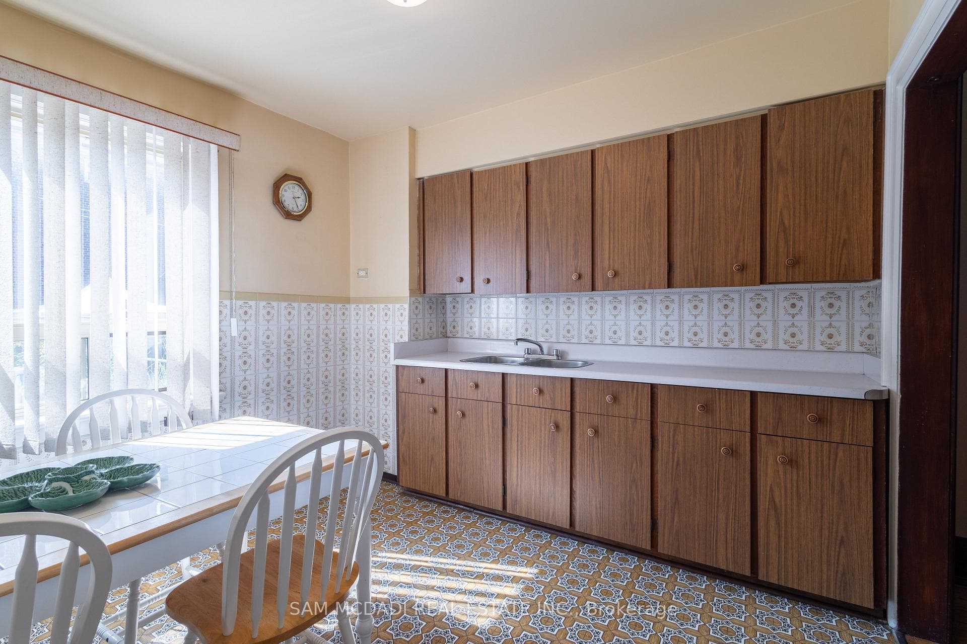 25 Sylvan Avenue photo 9