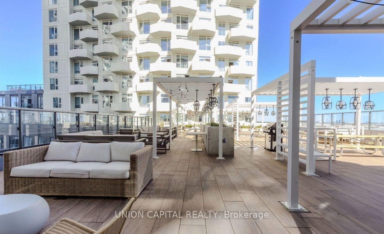 474 Caldari Road Unit 1701 photo 18