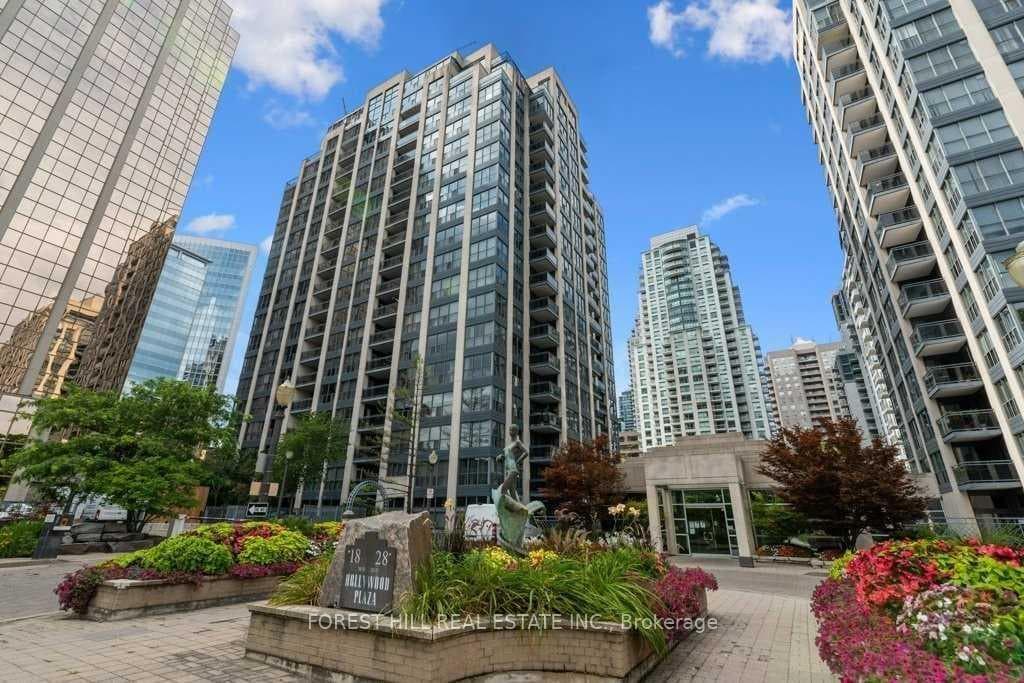 18 Hollywood Avenue - 1003