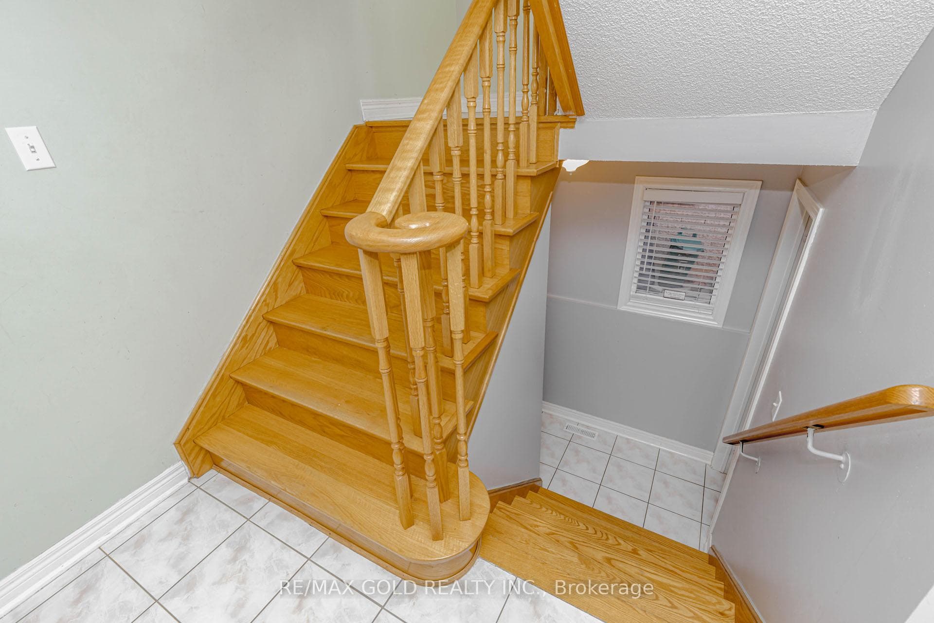 6483 Seaver Road photo 17