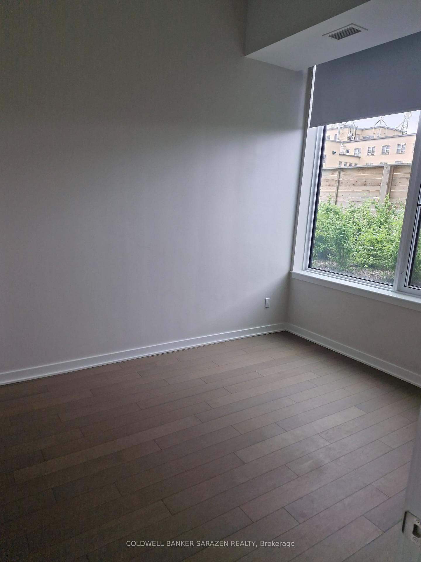 360 Deschatelets Avenue Unit 104 photo 17