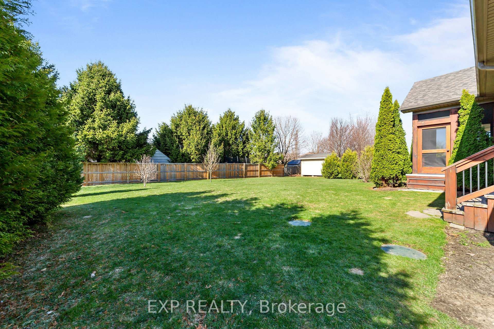 9 Towerline Street photo 36
