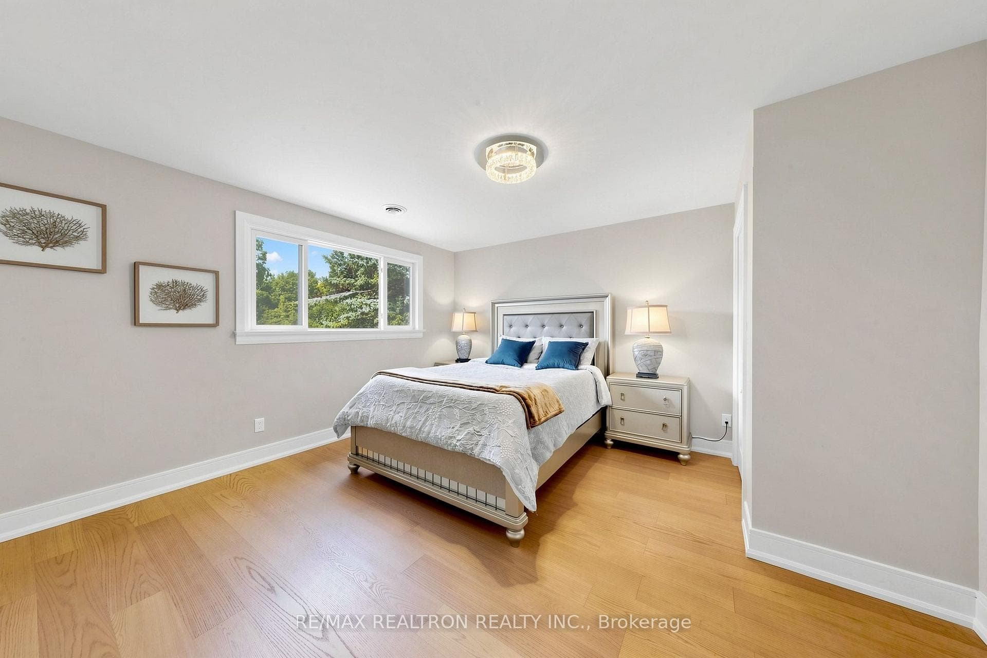 75 Pringle Avenue photo 26