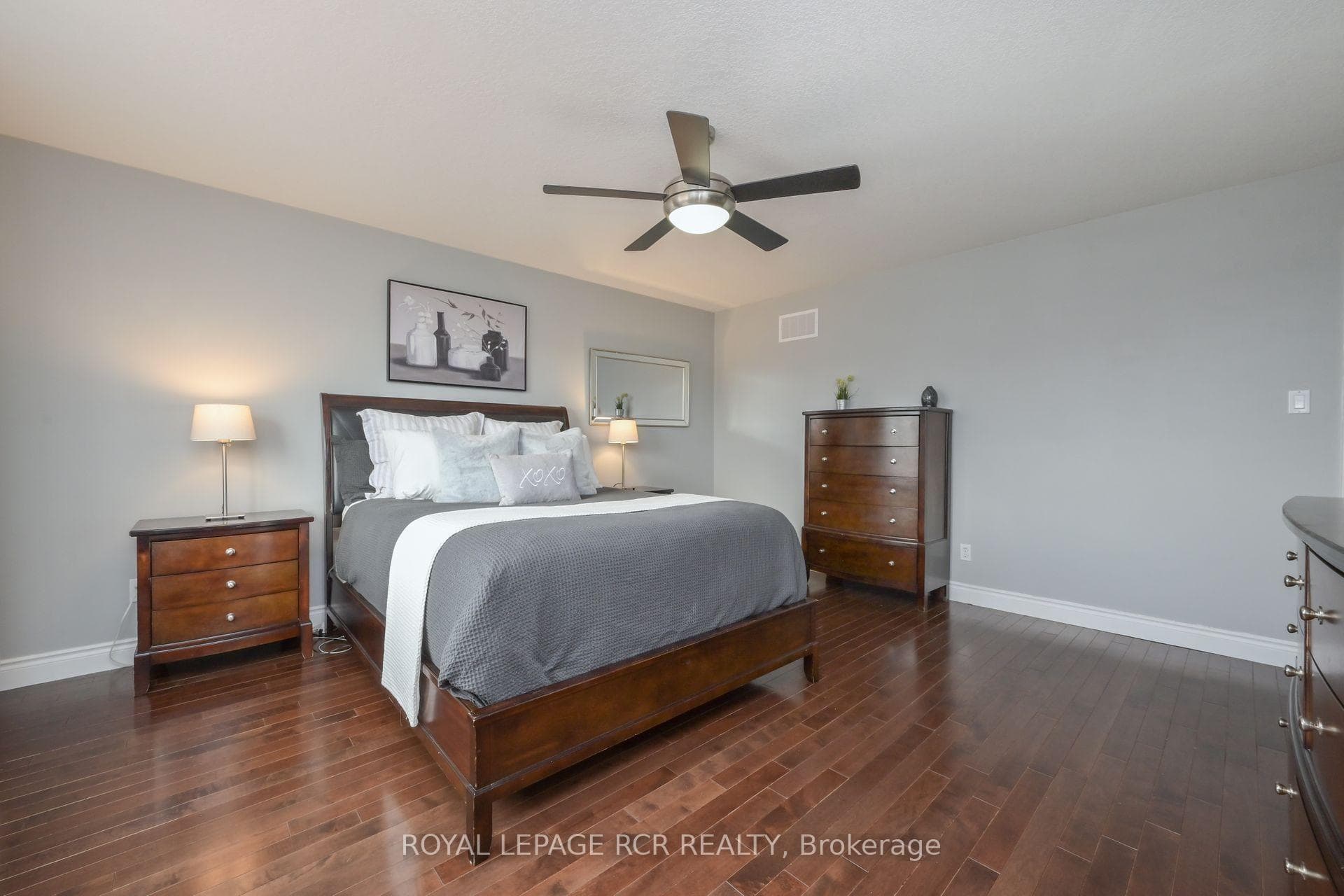 5 Dinnick Crescent photo 19