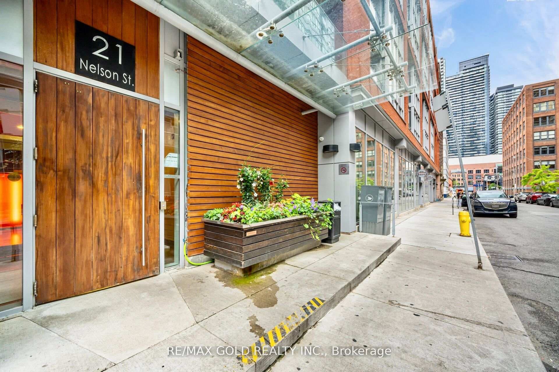 21 Nelson Street Unit LPH7 photo 35