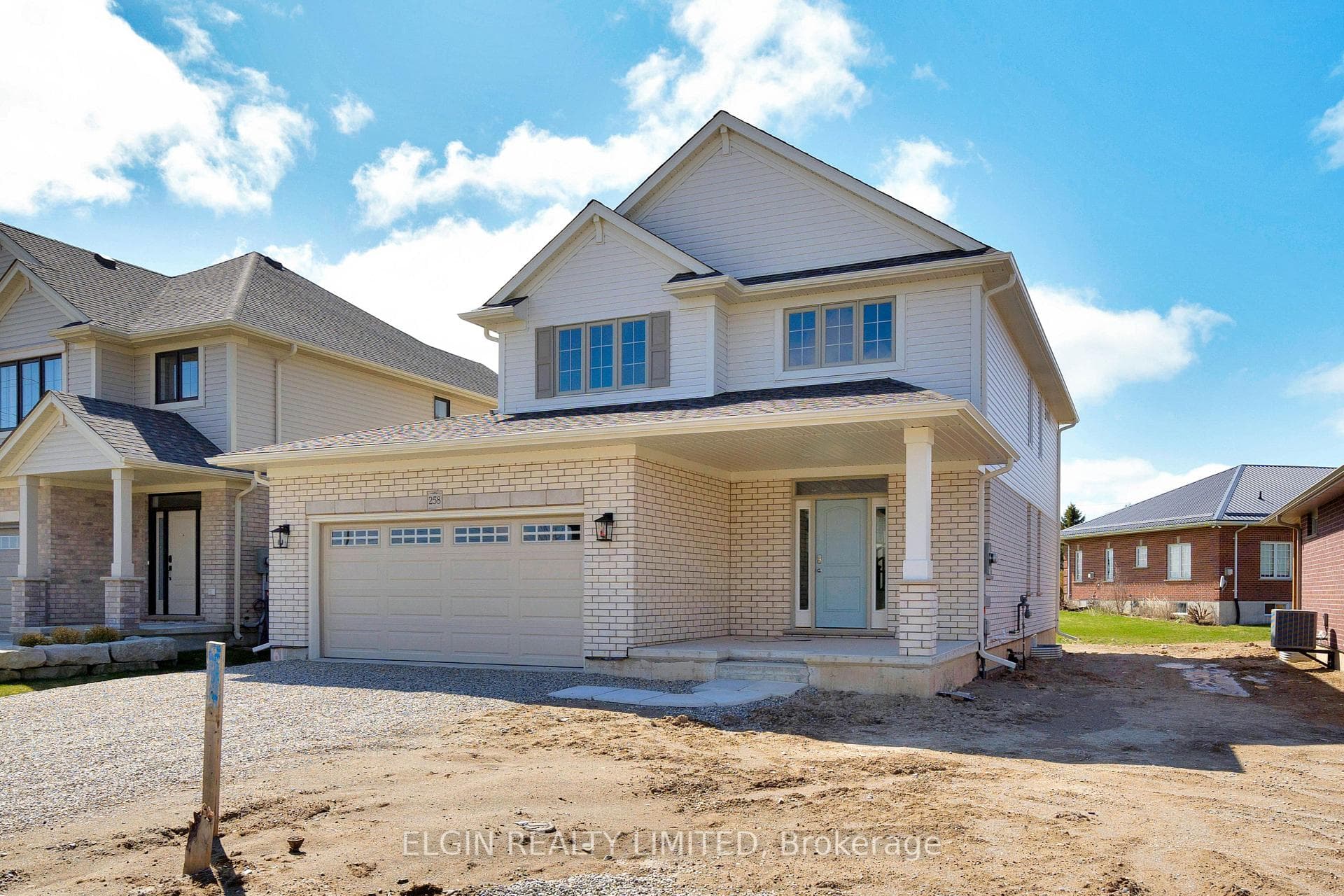 258 Renaissance Drive photo 1