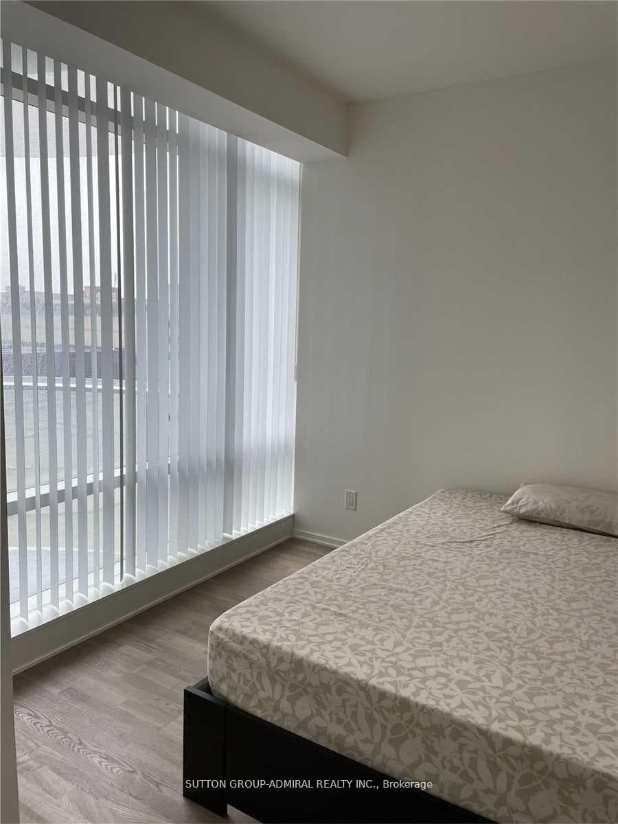 1 Bloor Street Unit 1012 photo 14